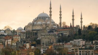 السماح للكنديين بدخول تركيا لمدة 90 يوما بدون تأشيرة سياحية