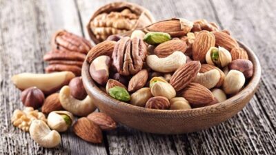 تجنب تناول هذه المكسرات نيئة بسبب مخاطرها الصحية
