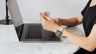 سحب 1.2 مليون شاحن للكمبيوتر المحمول Toshiba في كندا بسبب خطر الحريق