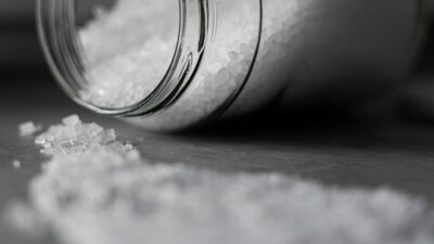 علماء يحذرون من اختفاء “ملح الأرض”