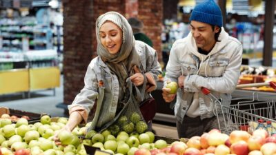 تقرير: الكنديون يضطرون لجمع التبرعات عبر GoFundMe لتغطية تكاليف المعيشة!