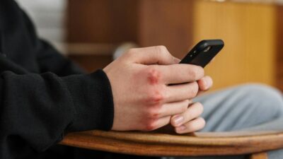 تقرير: الشباب أكثر من يتعرض للكراهية عبر الإنترنت في كندا
