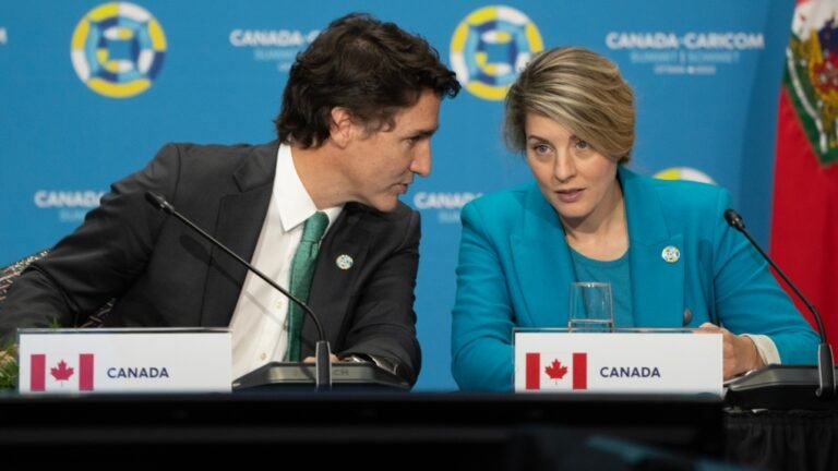 trudeau joly 1 6771947 1708098755333