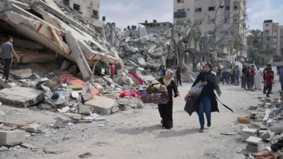 منظمة الصحة العالمية: 9 آلاف مريض في غزة بحاجة للعلاج في الخارج