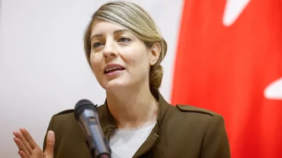 دعوى قضائية ضد وزيرة الخارجية ميلاني جولي بسبب تصدير كندا الأسلحة إلى اسرائيل