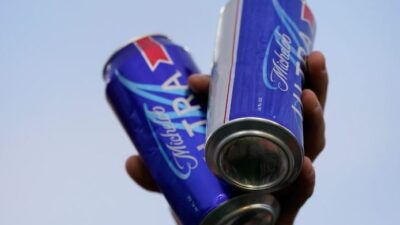 كندا تلغي زيادة الضريبة على البيرة