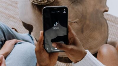 مجلس النواب الأمريكي يقر قانون لحظر تطبيق TikTok