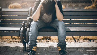 تقرير: الكنديون أقل من 30 عاما غير سعداء!