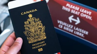 185 ألف جواز سفر عالق بسبب إضراب عمال بريد كندا… كيف ستحصل على جوازك؟