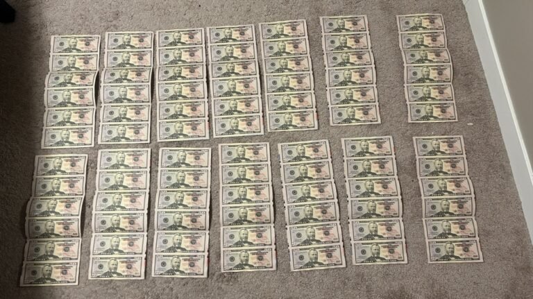 counterfeit money 1 6841519 1712773313107