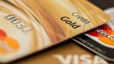 يمكن للوافدين الجدد نقل التاريخ الائتماني الخاص بهم إلى كندا