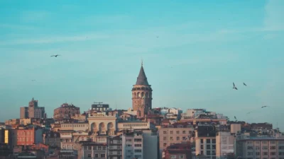 يمكن للكنديين العيش والعمل في تركيا بعد الإعلان عن تأشيرة جديدة