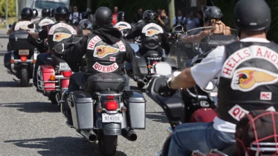 شرطة كيبيك تحرر مئات المخالفات على أعضاء نادي Hells Angels المثير للجدل