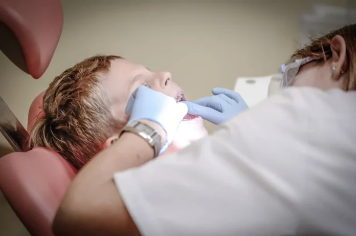 برنامج رعاية الأسنان في كندا