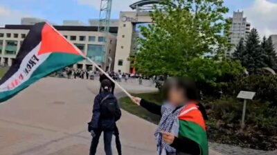القبض على المتهمة بنزع حجاب امرأة أثناء احتجاج مؤيد لفلسطين في أوتاوا