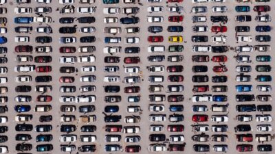 التصويت على إعادة المواقف المجانية للسيارات في مدينة لندن، أونتاريو