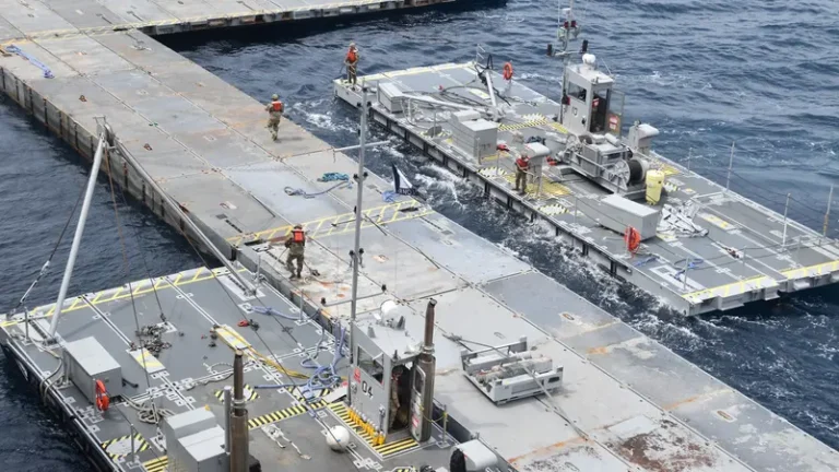 الرصيف البحري في غزة