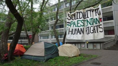 اندلاع احتجاجات مؤيدة لفلسطين في جامعة كوينز بأونتاريو
