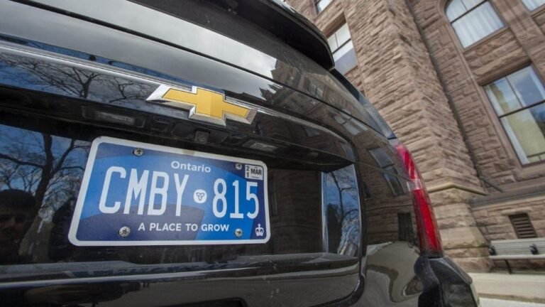 لوحات ترخيص السيارات في أونتاريو 1