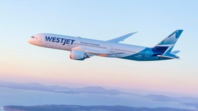 شركة WestJet تشرع في إلغاء الرحلات الجوية بسبب إضراب العمال
