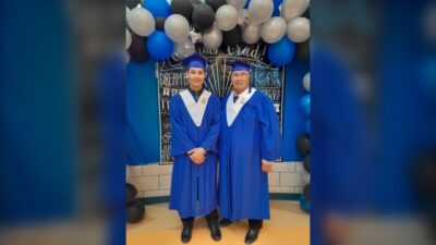 تخرج جد وحفيده معا من مدرسة ثانوية في مانيتوبا