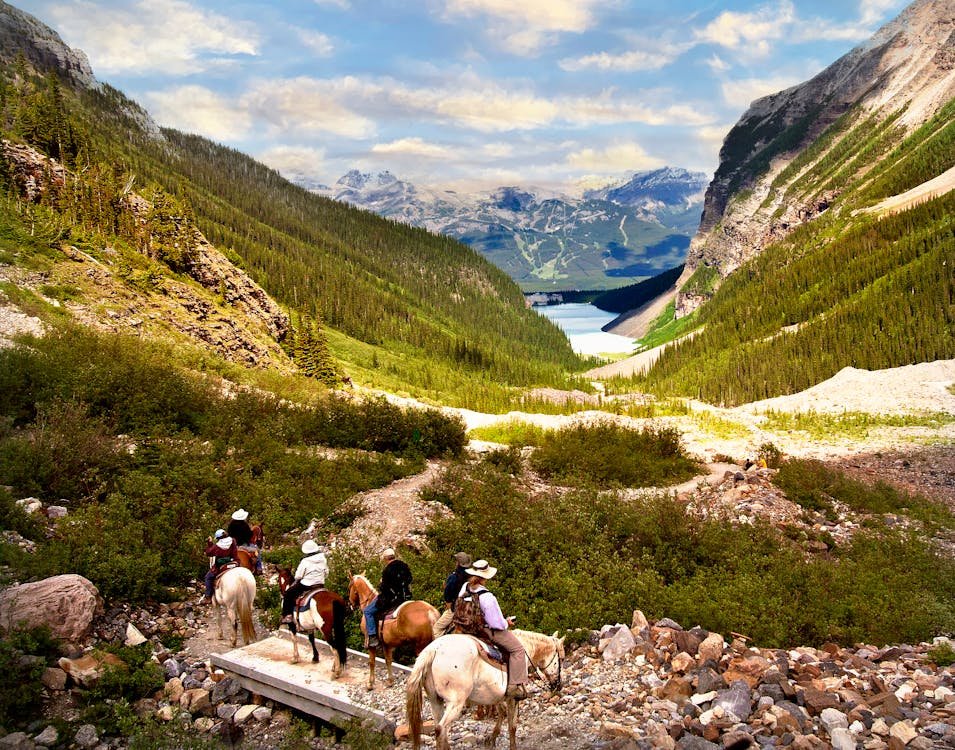 free photo of montagnes gens personnes individus