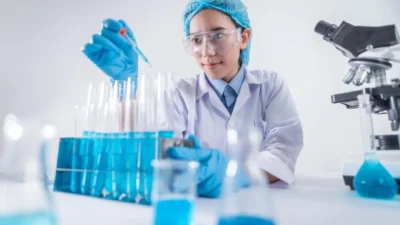 الصيادلة في كندا يطلبون توسيع العلاجات التي يمكنهم تقديمها للمرضى