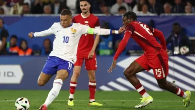 منتخب كندا يقدم مباراة كبيرة ويتعادل مع نظيره الفرنسي وديا