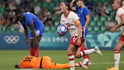 رغم خصم الـ6 نقاط وصعوبة التأهل … منتخب كندا للسيدات يهزم فرنسا في أولمبياد باريس