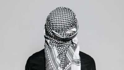 الإمارات ترحل طالب جامعي بعد هتافه “فلسطين حرة” خلال حفل تخرج