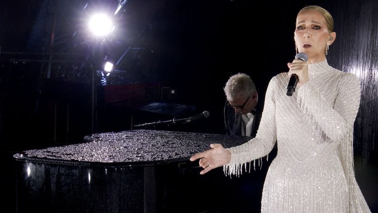 skynews celine dion eiffel tower 6640476