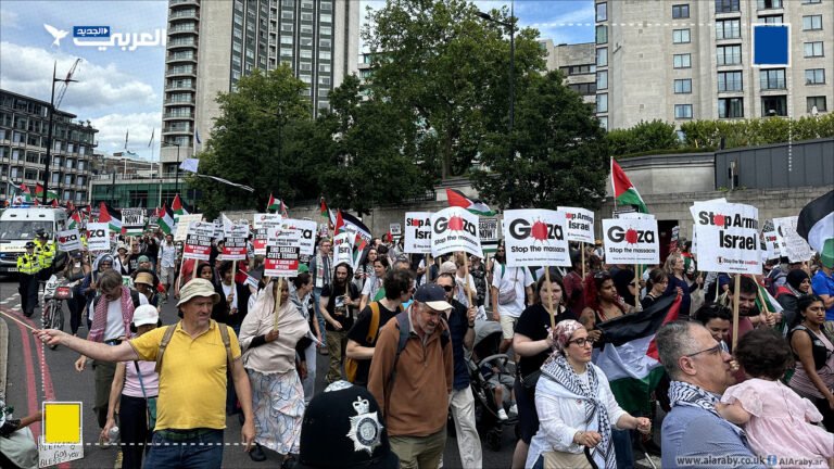 Sequence 02.00 00 01 18.Still004