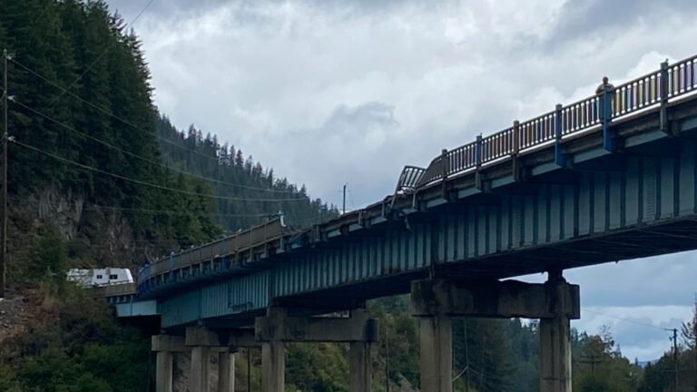 sicamous bridge crash highway 1 1 7013243 1724530188645