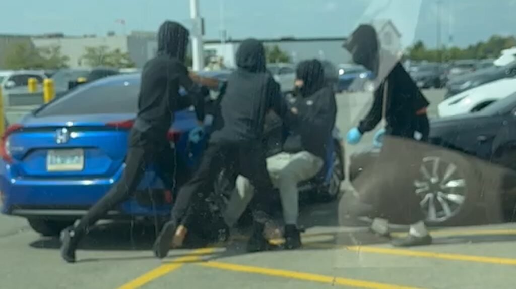 Carjacking screenshot 1 e1724434374521 1024x573 1