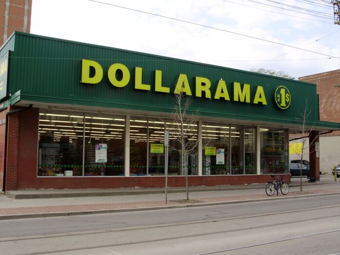 متاجر Dollarama في كندا