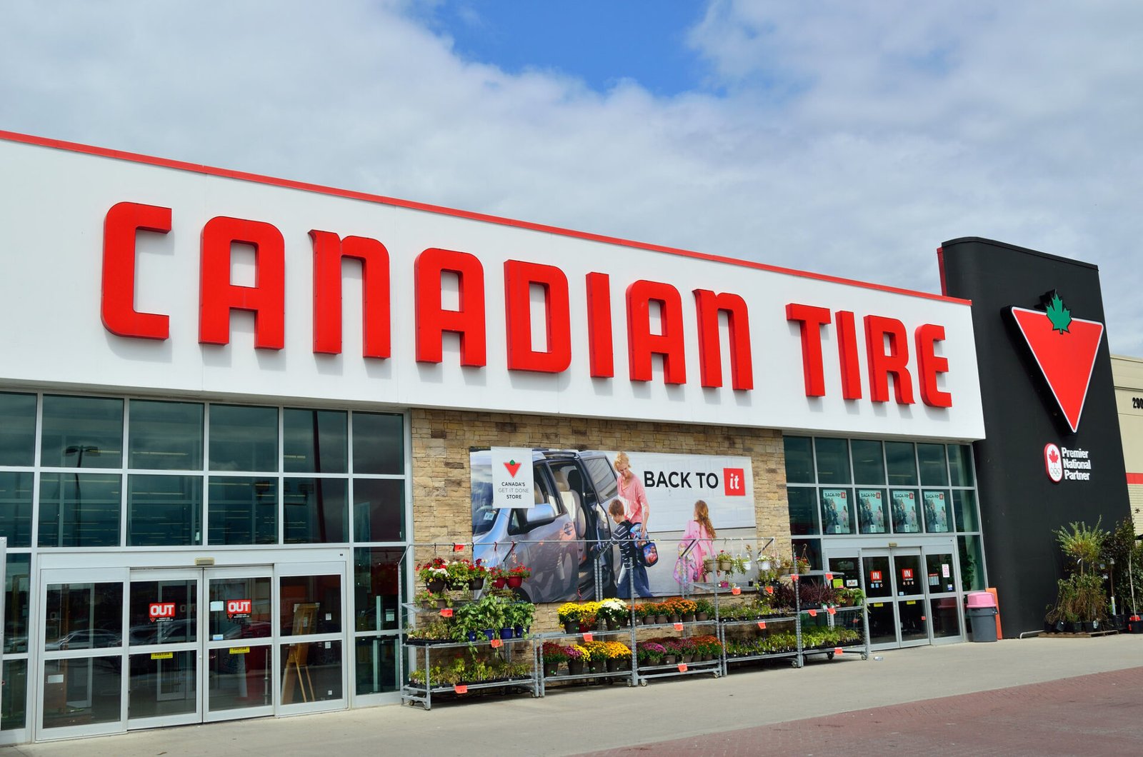 Canadian Tire 2015