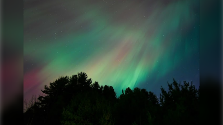 northern lights over orillia 1 7070718 1728644736993