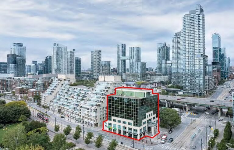 1732310079 20241122 10 lower spadina avenue toronto 3