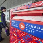 27202768 web1 211119 SAA Canada Post highway de 1