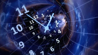 بحث جديد: السفر عبر الزمن ممكن؟