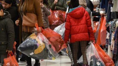 تعرف على يوم الصناديق (Boxing Day) وكيف تستفيد من العروض في كندا