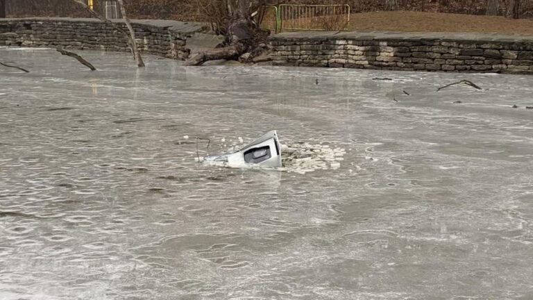 Speed camera Parkside Drive e1735564036639