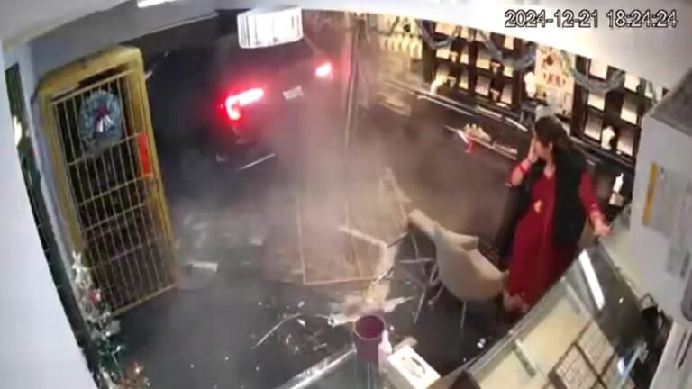 jewelry store robbed in parc extension 1 7155385