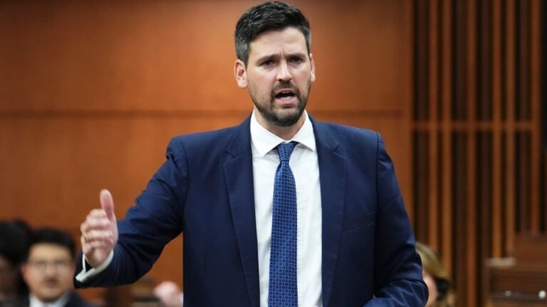 sean fraser to leave trudeau cabinet 1 7146613 1734312788688