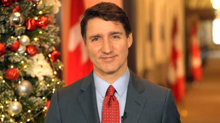 watch pm justin trudeau s holiday greeting 1 7156921 1735056804637