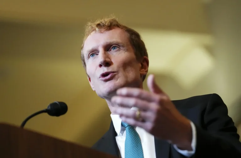 CP173393429 scaled 1