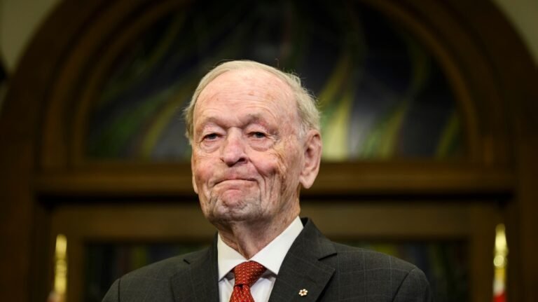 jean chretien 1 7172322 1736608894808