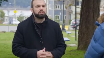 15 ألف شخص يوقعون على عريضة لطرد مرشح محافظ في فانكوفر