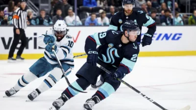 روجرز تبرم اتفاقية بـ11 مليارات دولار لحقوق بث دوري الهوكي NHL