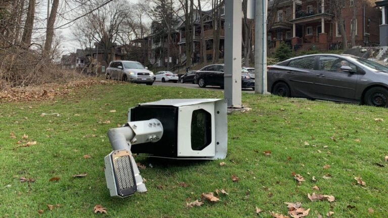 كاميرا السرعة